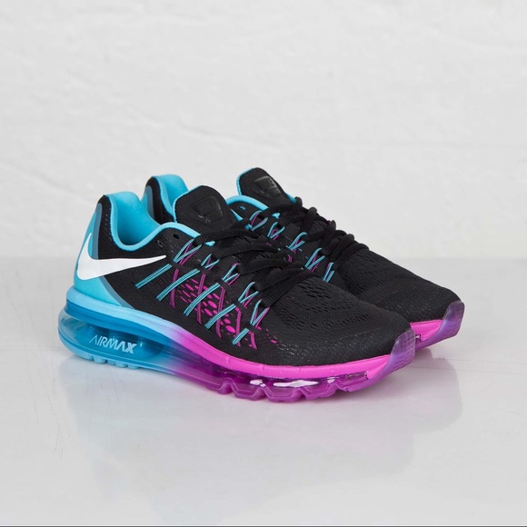 Nike Shoes - Nike Air Max 2015